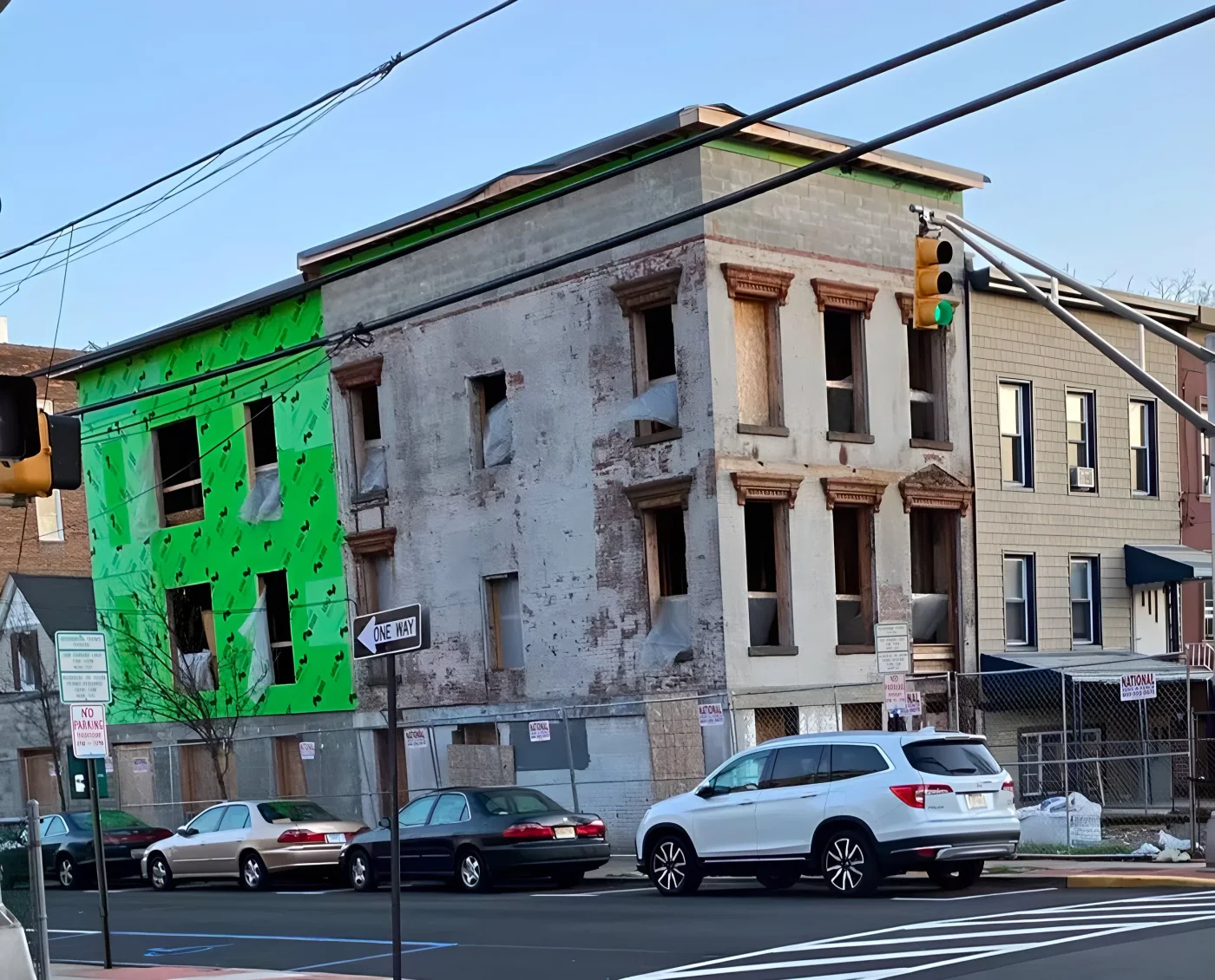 Building exterior before renovation from HKB-supplied photography